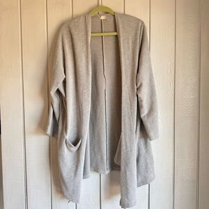 DONNI. Light Gray Ribbed Cardigan